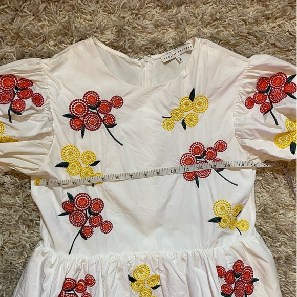 English Factory white floral embroidered dress - Picture 8 of 9